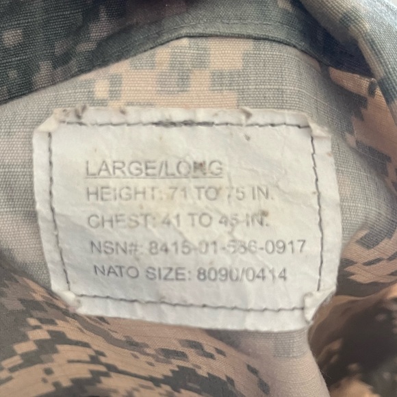 Camouflage military jacket - Picture 4 of 7